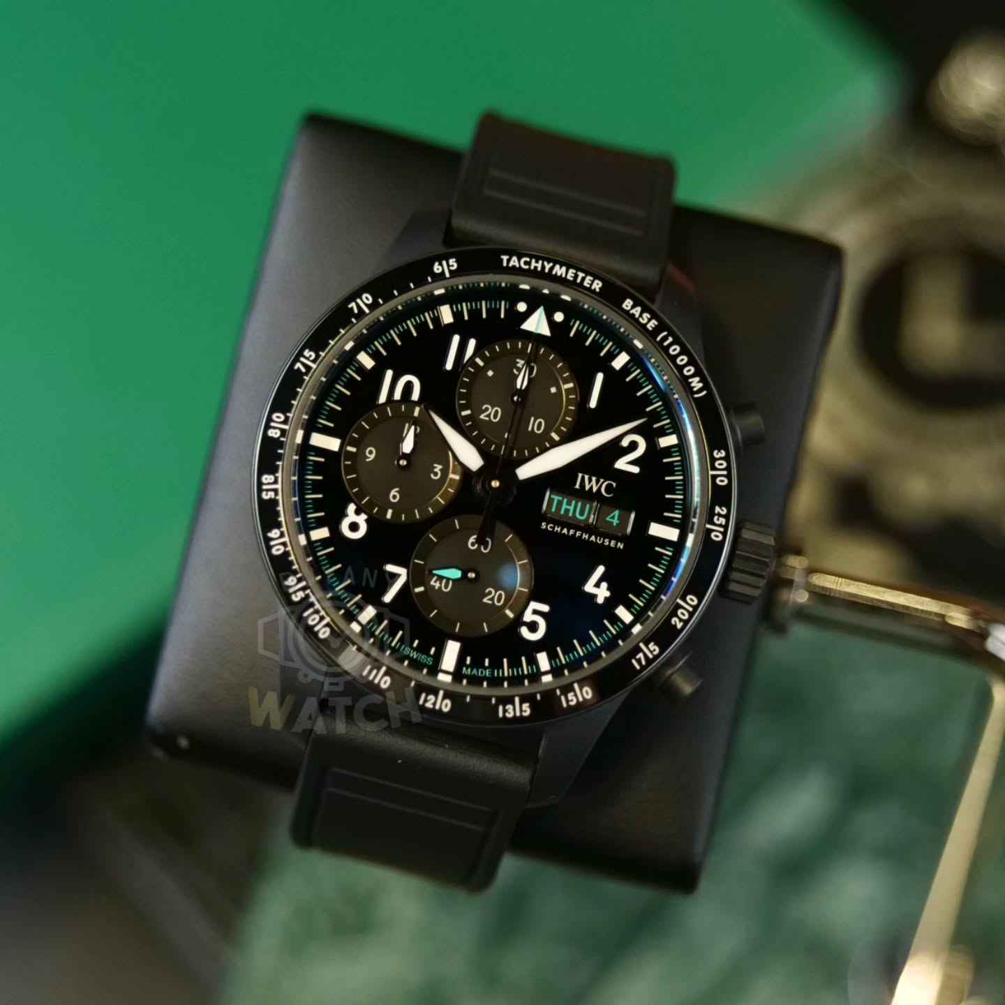 iwc-pilot-wV0zr3